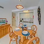 Topacio Iii-2 By Interhome Lägenhet